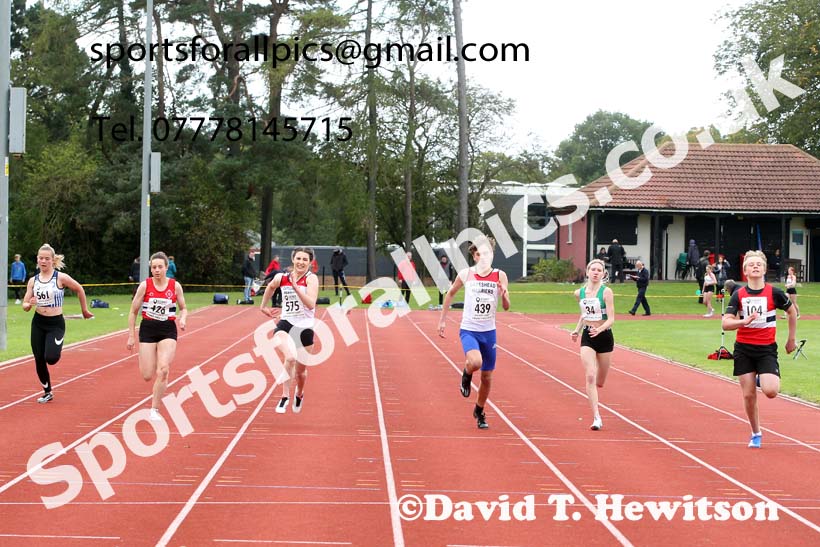 100 metres, NECAA Open Meeting, Morpeth, Sunday, September 27th. David T. Hewitson/Sports for All Pics